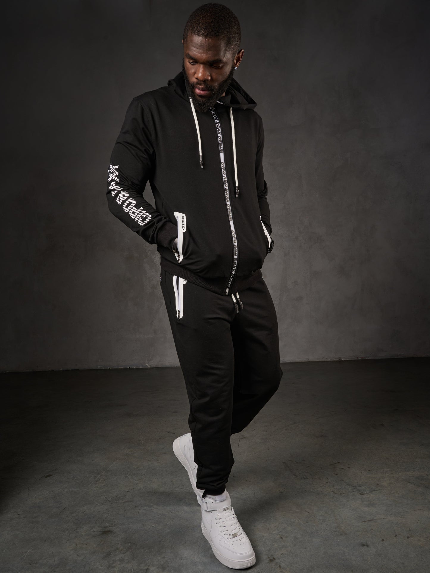 CLR151 | ECOM_B2B_IMG:CLR151:22:79a435f0a163