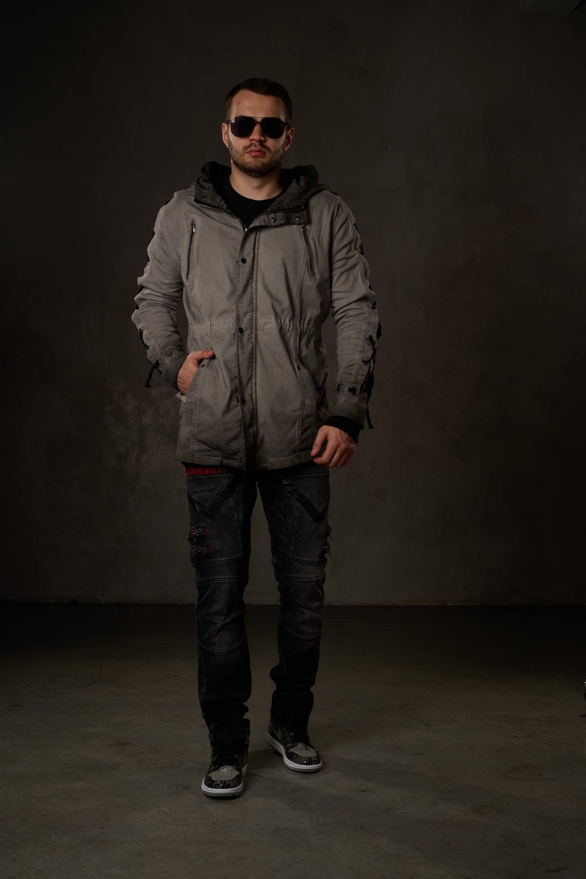CJ183