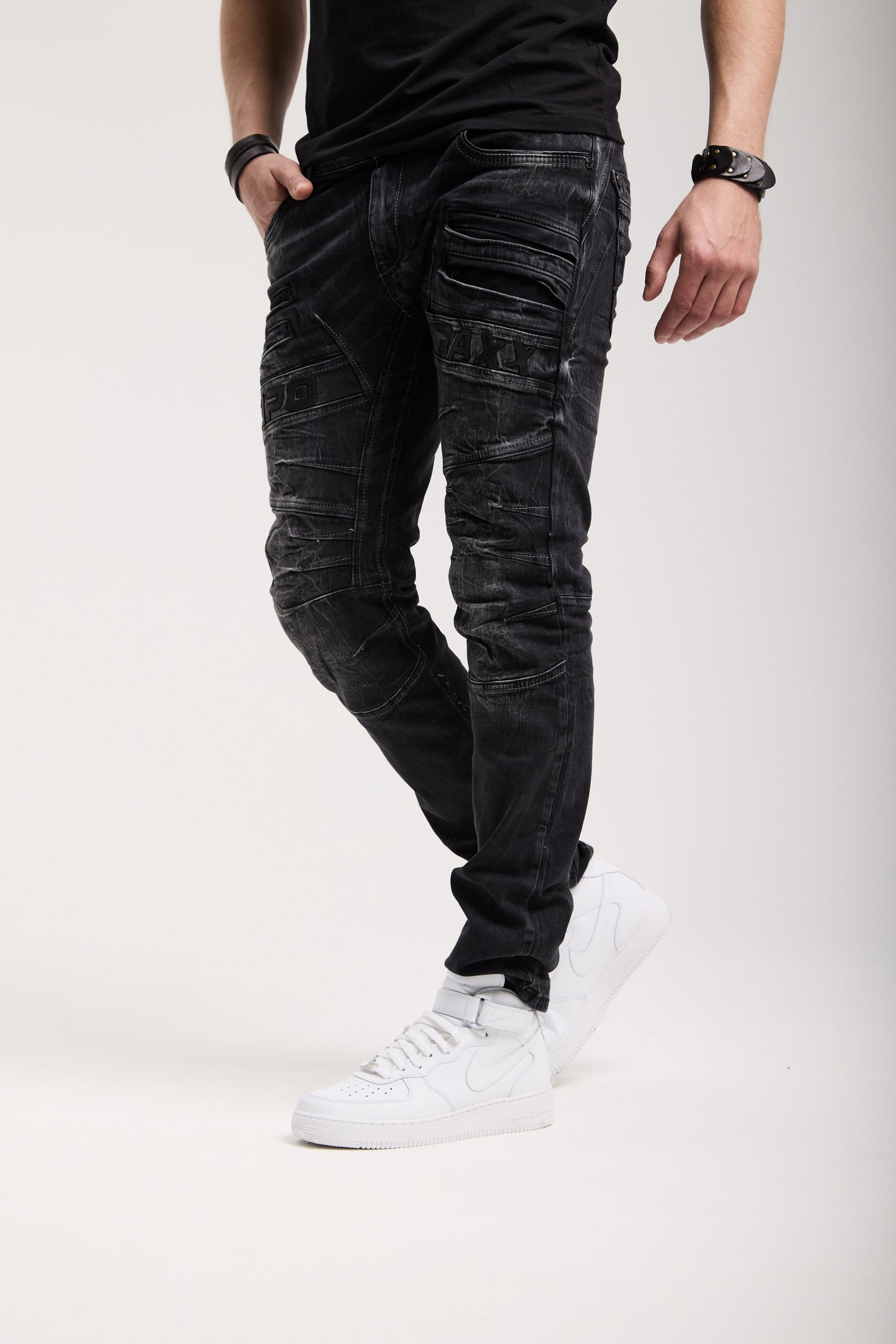 CD491 | ECOM_B2B_IMG:CD491:3:5d165c37ad4a